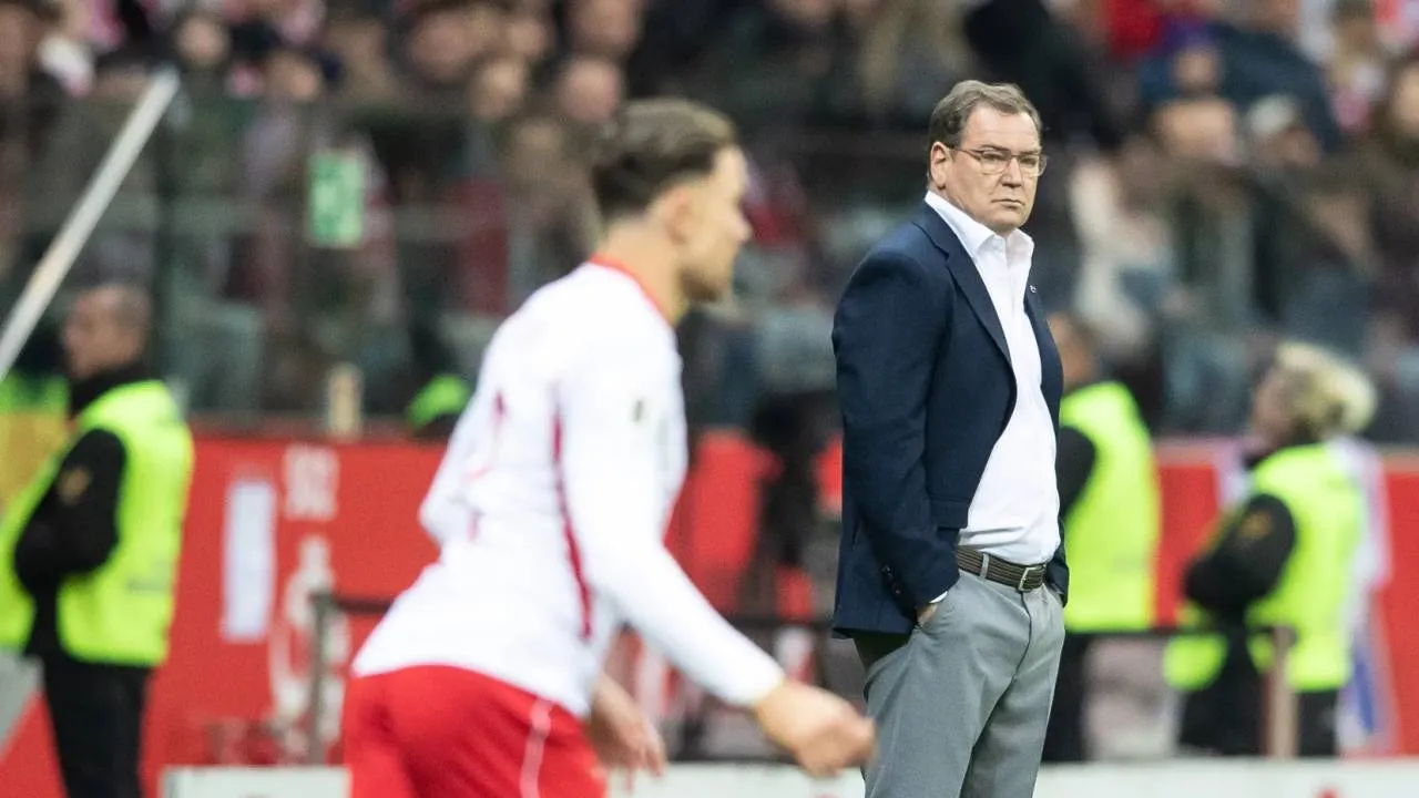 Jan Urban zaskoczy Szwedów? Tak Polacy mogą zagrać w finale baraży