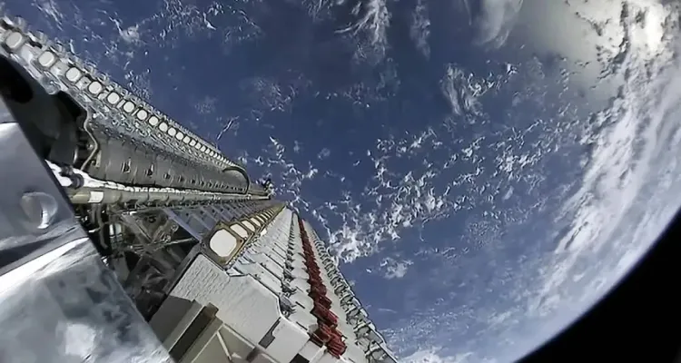 Satelita Starlink rozpadł się na orbicie. SpaceX wyjaśnia przyczyny zdarzenia