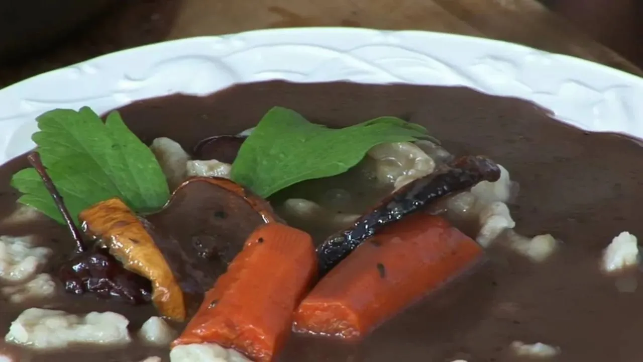 Polska zupa, którą świat uznał za obrzydliwą. My uwielbiamy ją od setek lat