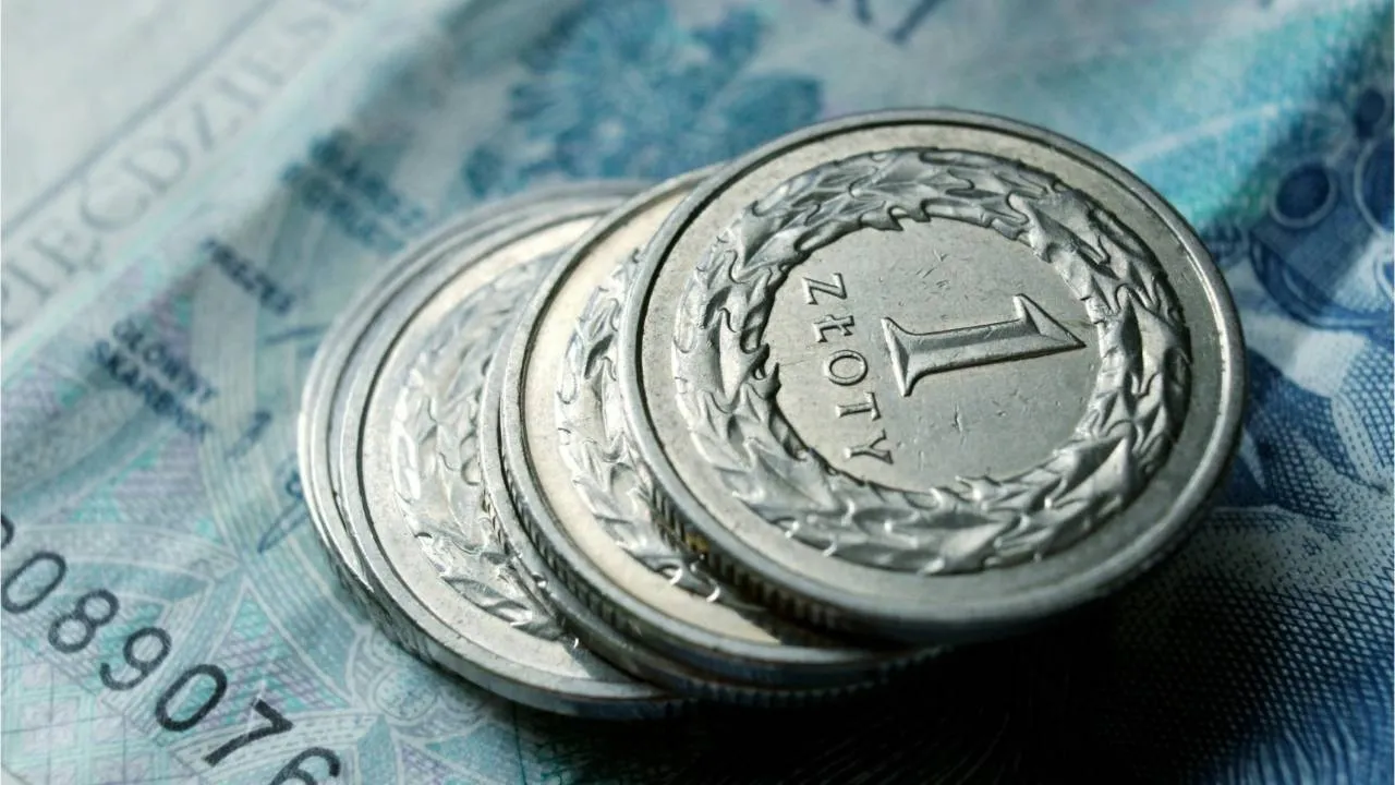 Nastroje lecą w dół. Polacy coraz częściej spodziewają się pogorszenia [ZOBACZ]