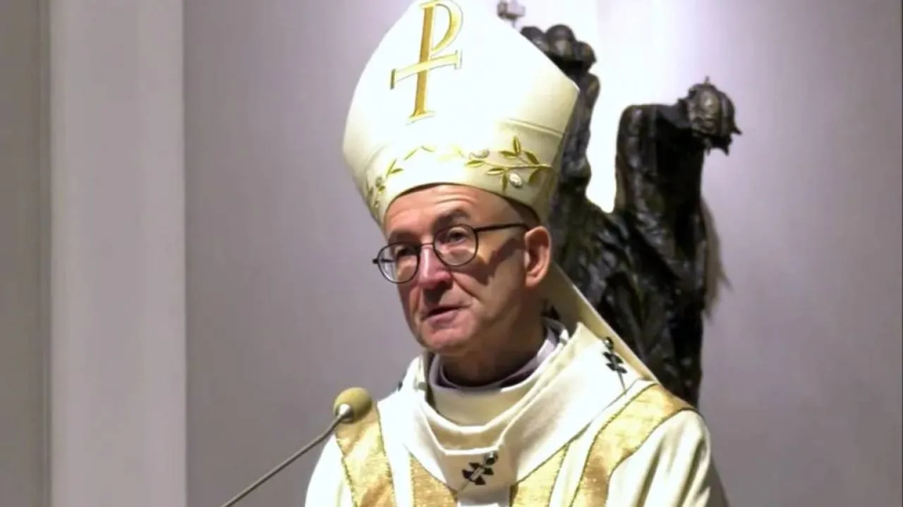 Abp Galbas: Zmartwychwstały Chrystus mówi do nas: w najmroczniejszym mroku jestem z Tobą