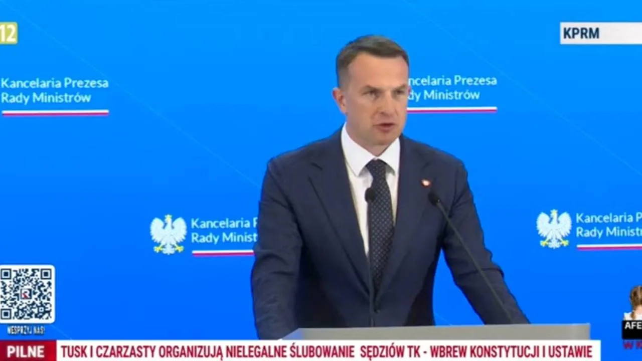 Szłapka nie widzi nic złego w pseudoślubowaniu sędziów w Sejmie. Błaszczak: "Złamią prawo"