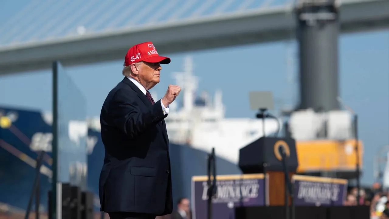 Za pomoc Iranowi - ogromne cła. Trump: decyzja wchodzi w życie od razu