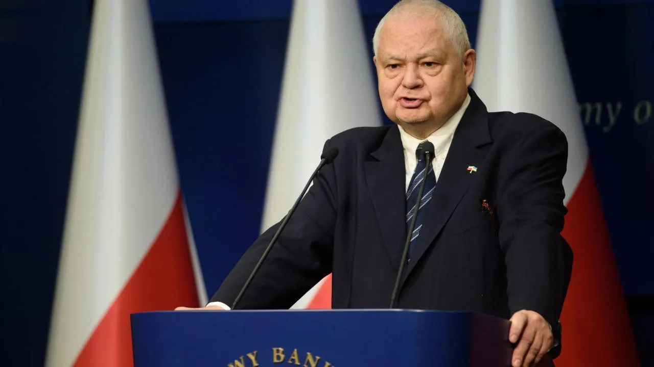 Glapiński: Narodowy Bank Polski zamierza zwiększyć rezerwy złota do 700 ton