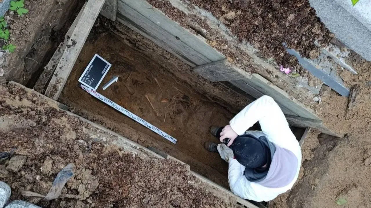 Odnaleziono szczątki chłopca z niemieckiego obozu koncentracyjnego dla dzieci