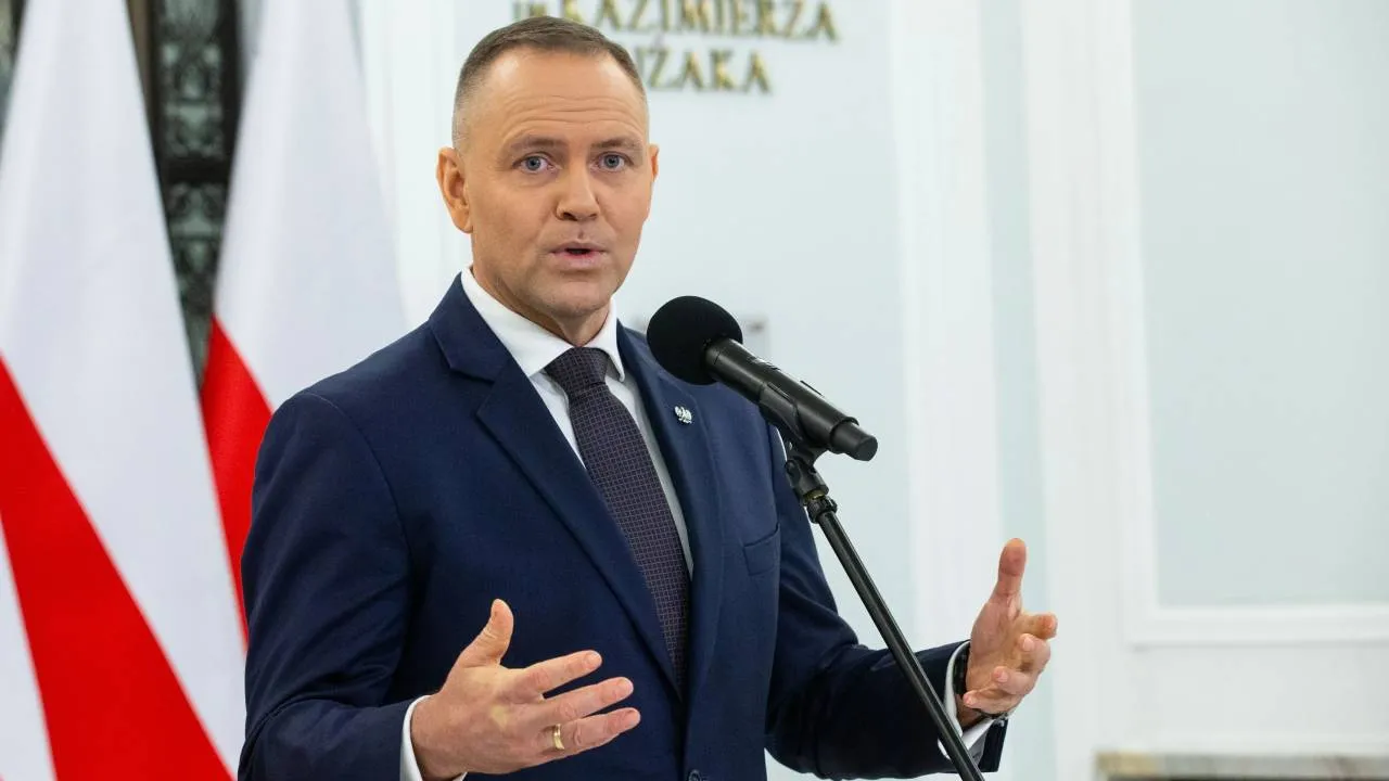 Prezydent Nawrocki pogratulował Magyarowi zwycięstwa. Wspomniał o relacjach polsko-węgierskich