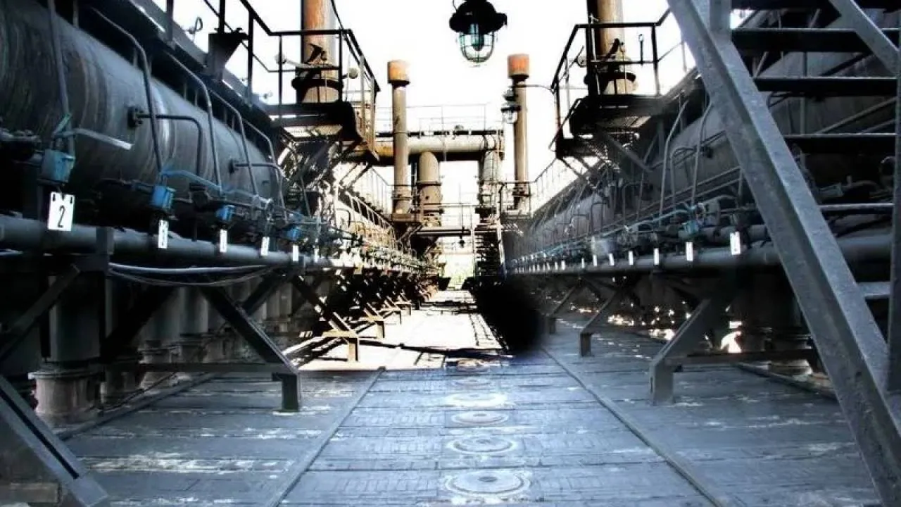 Zielony Ład dusi polski przemysł! Najstarsza koksownia w Polsce idzie do likwidacji, a rząd Tuska milczy