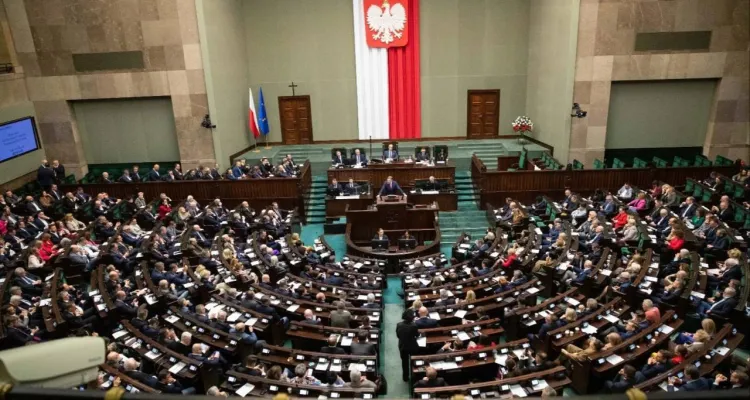 Z kim w jednej koalicji? Poseł PiS: Powinniśmy rozmawiać ze wszystkimi poza... [ZOBACZ]