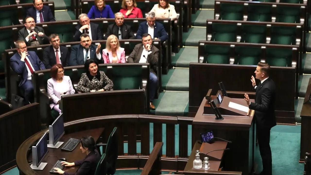 Myrcha mówił w Sejmie o aferze kłodzkiej. Zrobiło się nerwowo