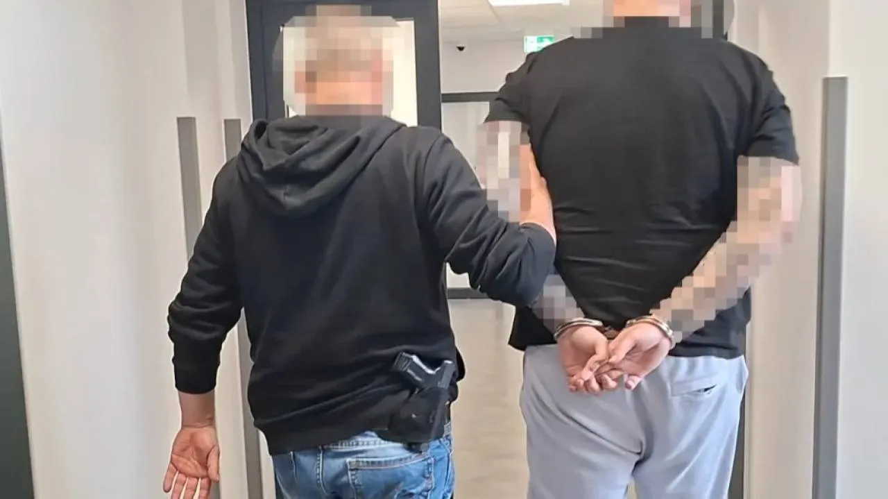 Gang samochodziarzy rozbity. W całej Polsce zatrzymano 16 osób [ZOBACZ ZDJĘCIA]