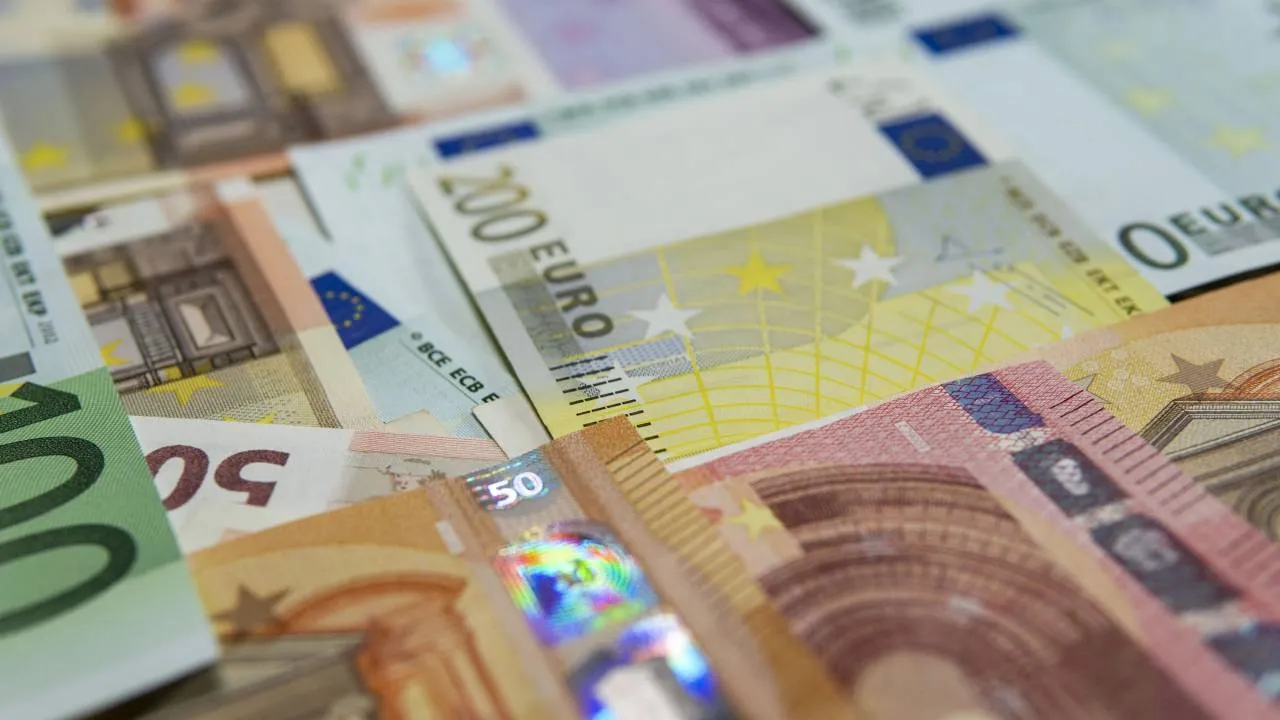 Koniec węgierskiego forinta? Tisza zapowiada wprowadzenie w kraju euro. Znamy datę