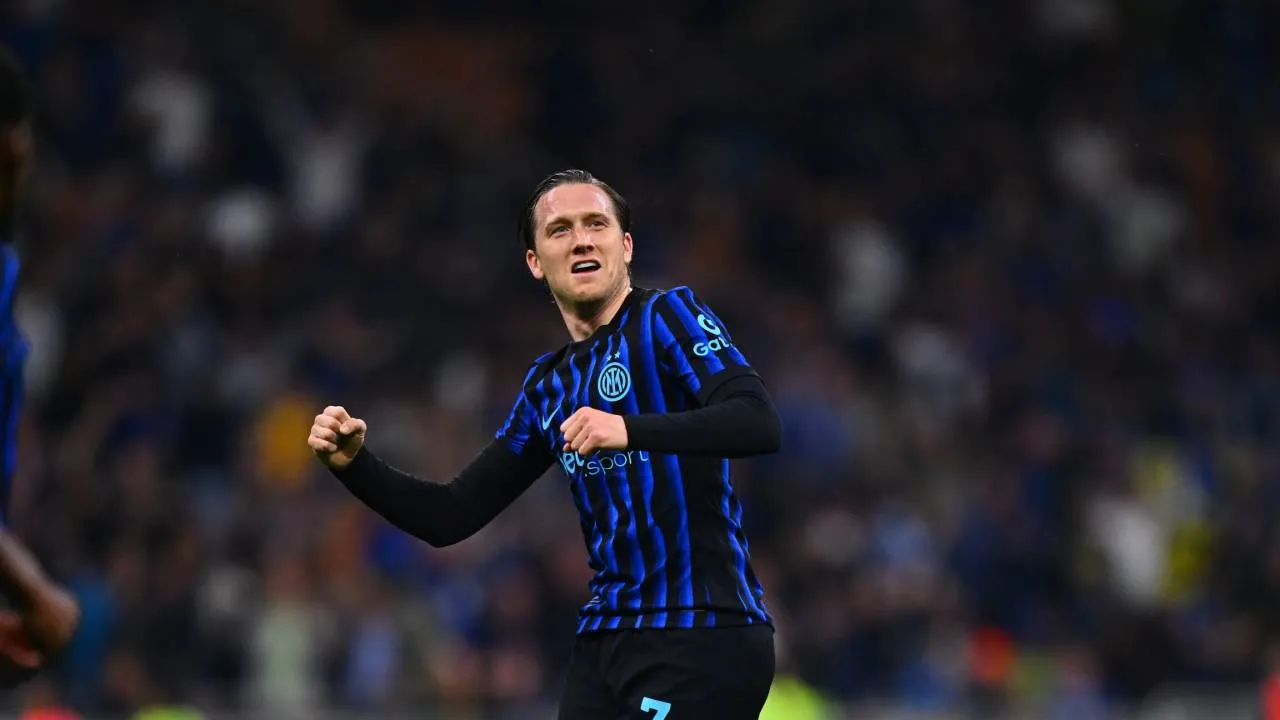 Włosi zachwyceni Polakiem. Przepiękny gol Piotra Zielińskiego w Serie A [WIDEO]