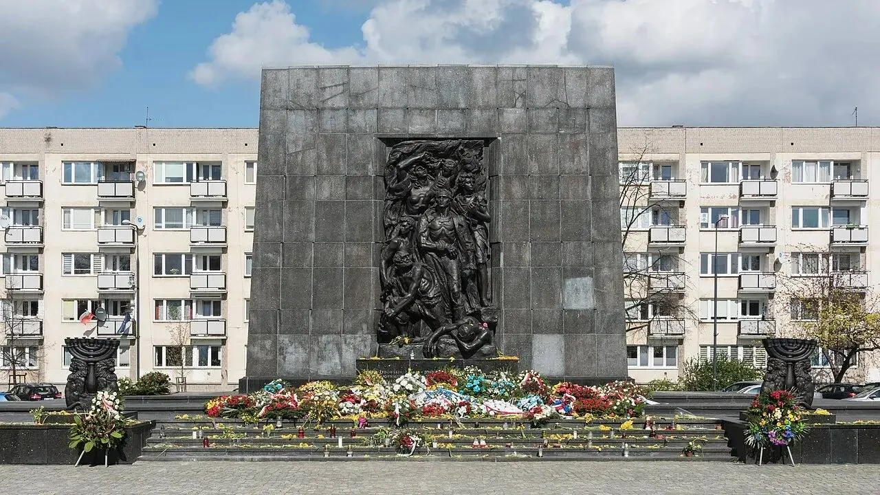83. rocznica wybuchu powstania w getcie warszawskim. "Pierwszy miejski zryw w okupowanej Europie"