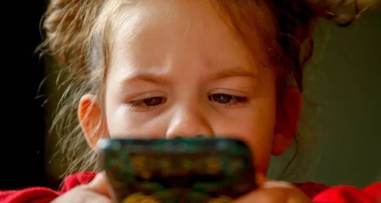 Kompromitacja unijnego systemu. Weryfikacja wieku zhakowana w dwie minuty