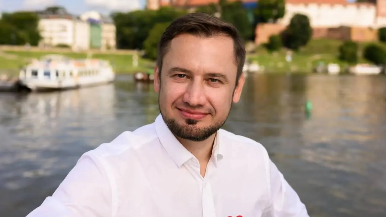 Miszalski hojny dla "swoich". Dziesiątki tysięcy złotych na premie