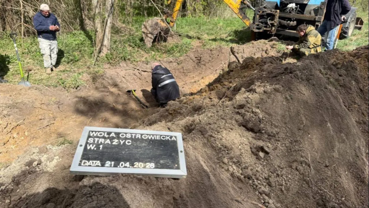 Odnaleziono szczątki ofiar UPA na Wołyniu. Trwają prace w Woli Ostrowieckiej