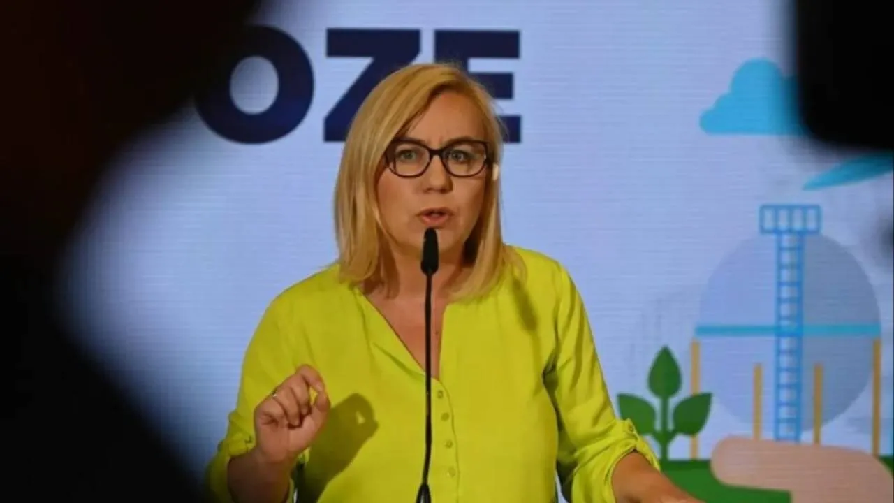 Funkcjonariusze CBA w Ministerstwie Klimatu i Środowiska. W tle sprawa "Czystego Powietrza"