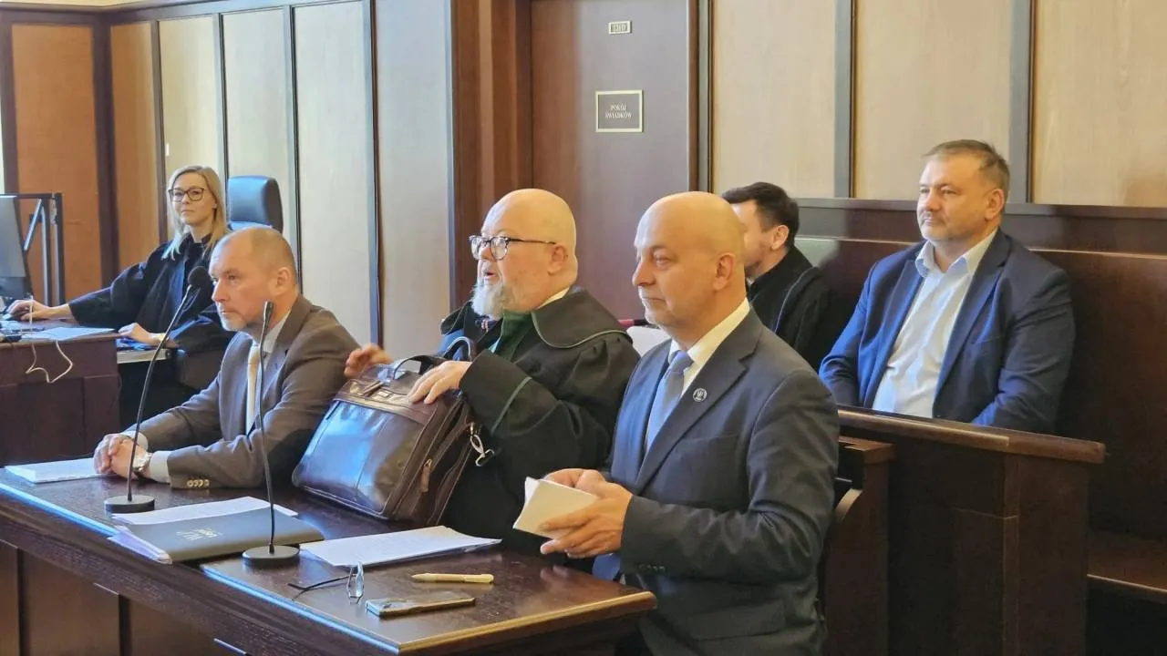 Zaskakujące teorie ministra Żurka. "Dowiedzieliśmy się tylko tyle, że nie ma dowodów"