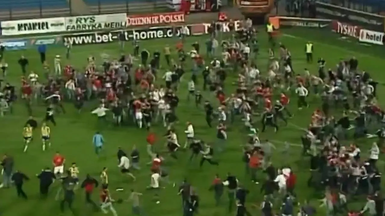 Szokujące sceny po meczu w Krakowie. Prezes opublikował nagranie [WIDEO]