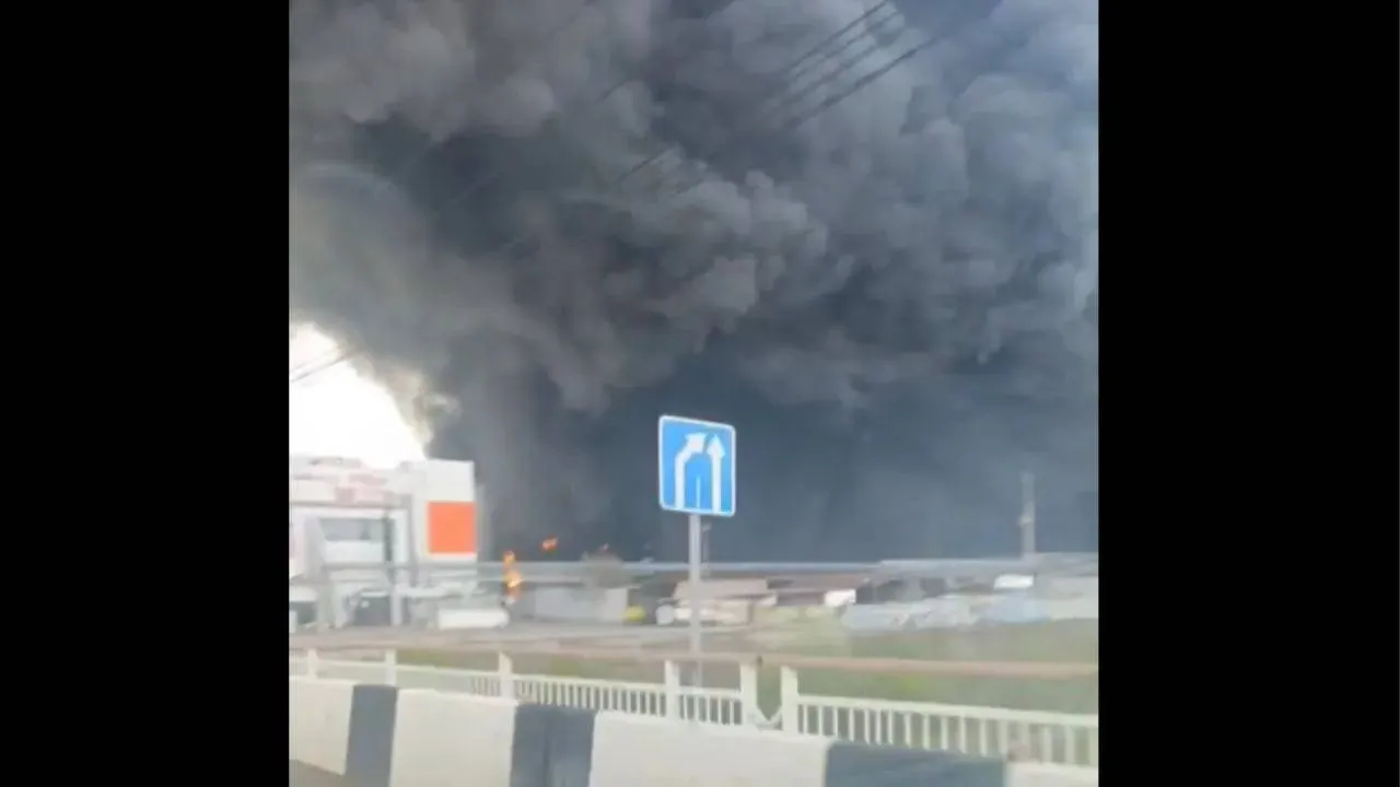 Jakość powietrza gwałtownie się pogorszyła. Wszystko po ataku Ukrainy na strategiczny zakład w Rosji