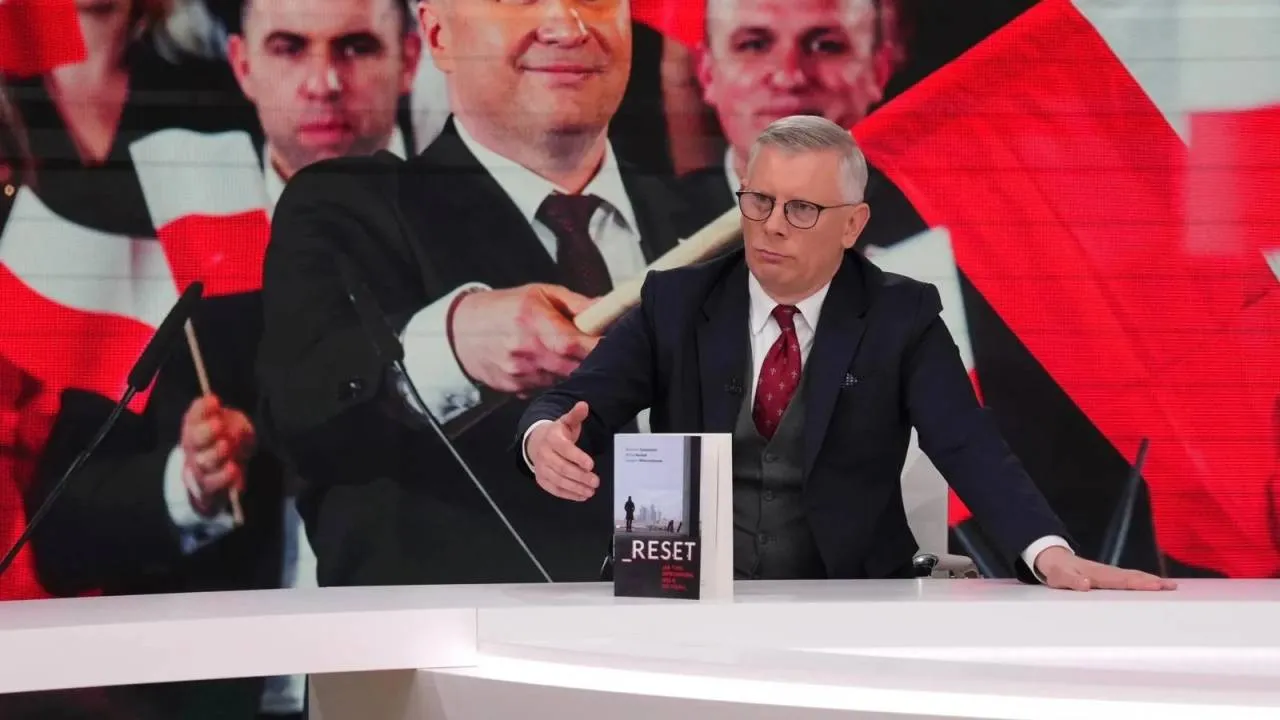 "Trzeba powstrzymać rząd wandali". Prof. Cenckiewicz o swojej roli w ofensywie Czarnka