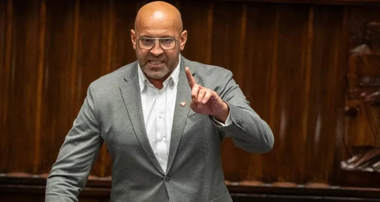 „To pomówienie i zniesławienie”. Prezes PKOl zapowiada pozew przeciwko ministrowi Rutnickiemu