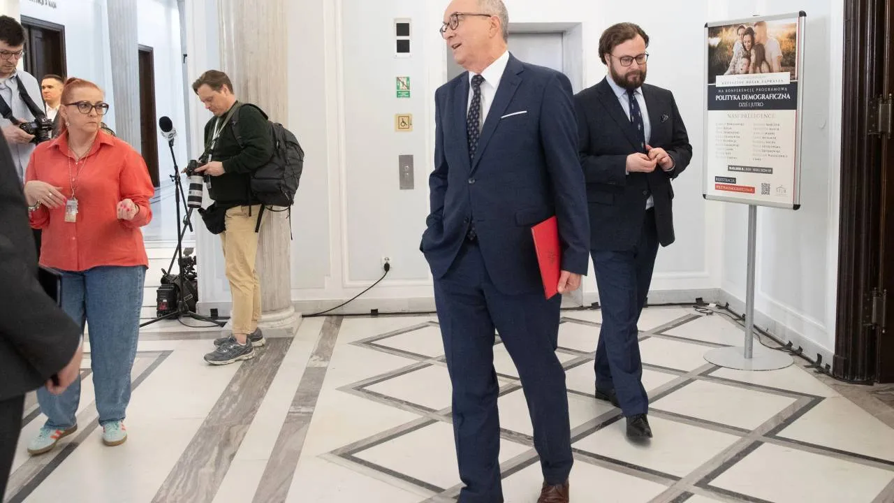 Czarzasty publicznie kłamał na temat Telewizji Republika. Dziennikarze są oburzeni [ZOBACZ]