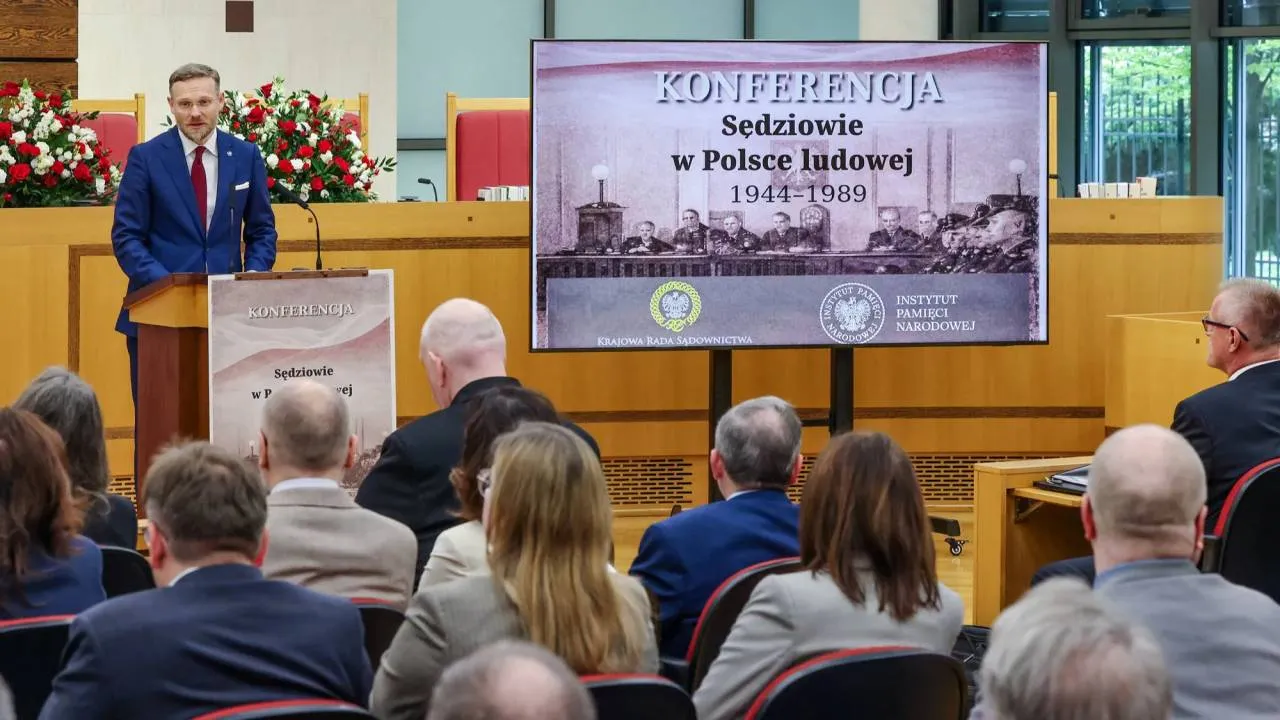 Konferencja w KRS. Padły pytania o rozliczanie środowiska sędziowskiego