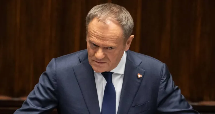 Tusk otwarcie uderza w relacje transatlantyckie. Mocne komentarze: Zrównał USA z Rosją