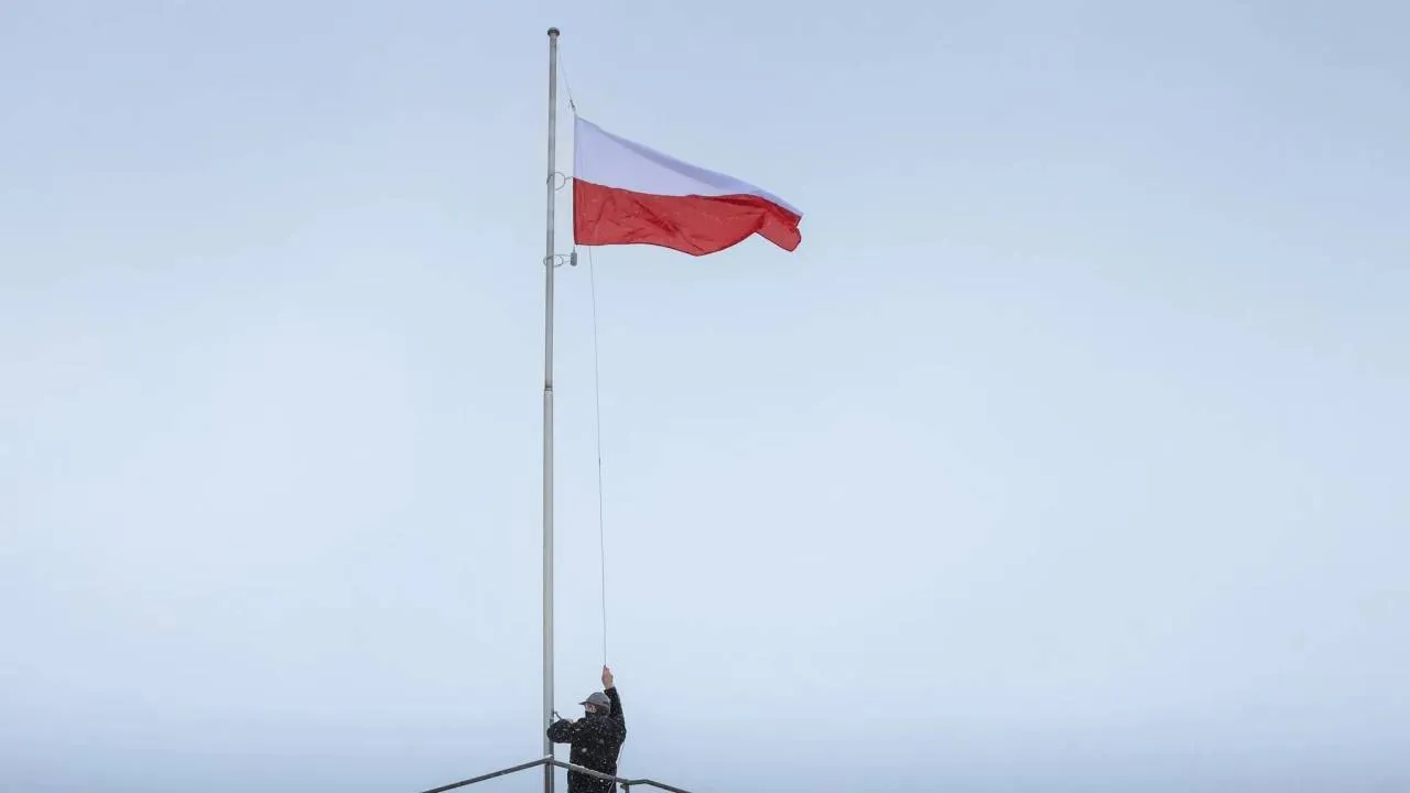 Wyjątkowa uroczystość na dziedzińcu Pałacu Prezydenckiego. Już 2 maja w samo południe
