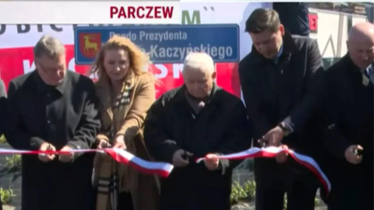 Rondo im. Lecha Kaczyńskiego na Lubelszczyźnie. Prezes PiS wspominał prezydenturę brata