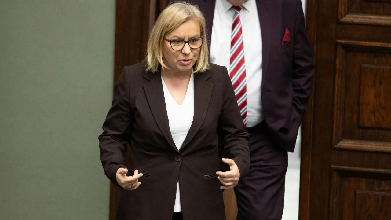 Polityki Polski 2050: Hennig-Kloska to najgorsza minister w rządzie. "Brak szacunku dla ustroju w Polsce"