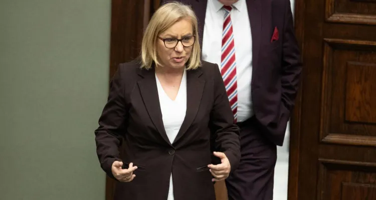 Polityki Polski 2050: Hennig-Kloska to najgorsza minister w rządzie. "Brak szacunku dla ustroju w Polsce"