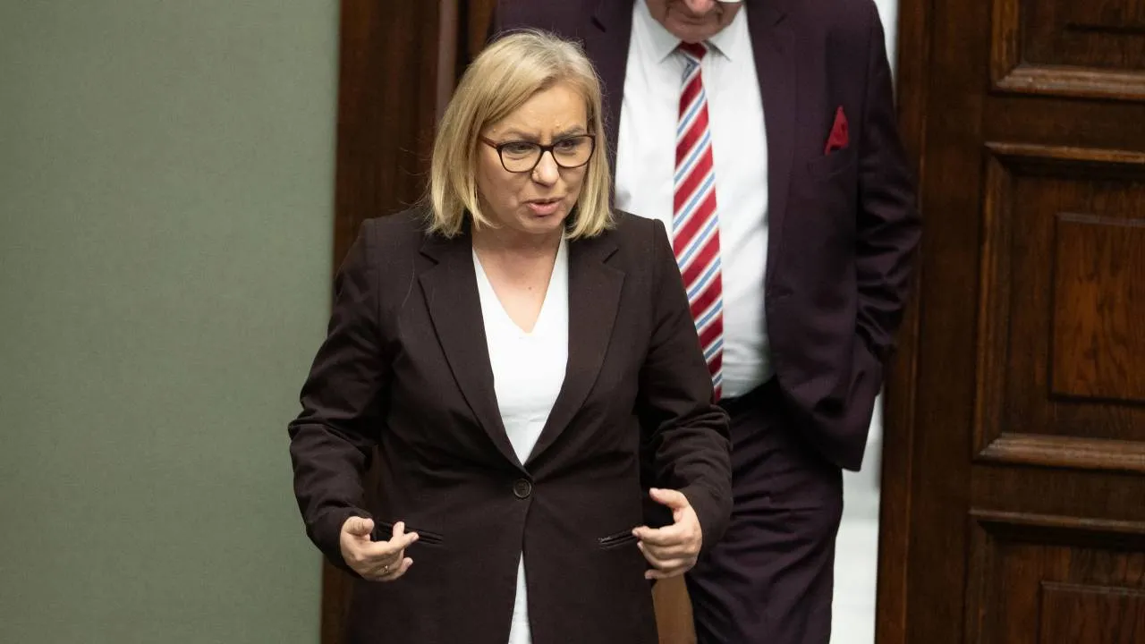 Hennig-Kloska nie wierzy w swoją dymisję. "Premier mnie rekomenduje"