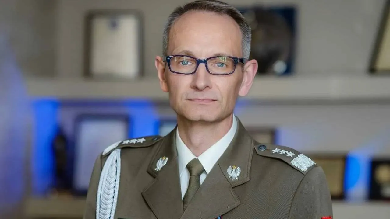 Recepta na naprawę służby zdrowia. Gen. Gielerak: "Nie chodzi o brak środków"