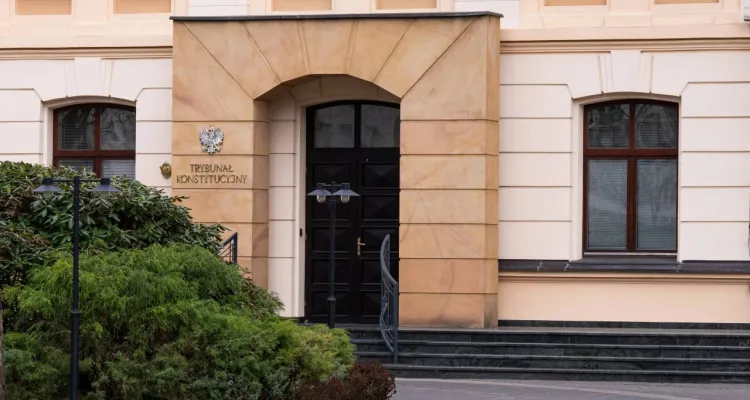 Pracownicy Trybunału Konstytucyjnego wezwani do prokuratury Korneluka. "Próba zastraszenia"