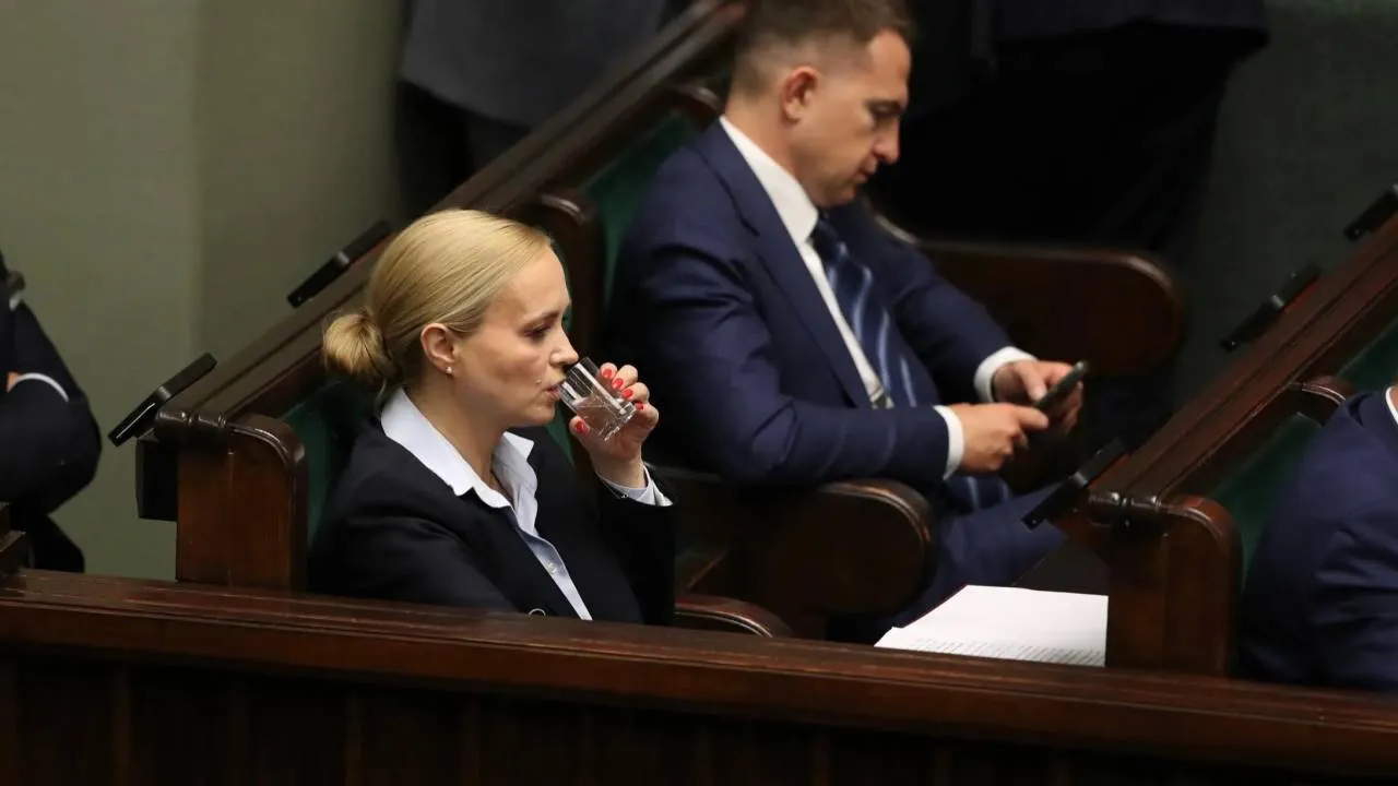 Minister zdrowia obroniona. Wniosek o wotum nieufności bez większości