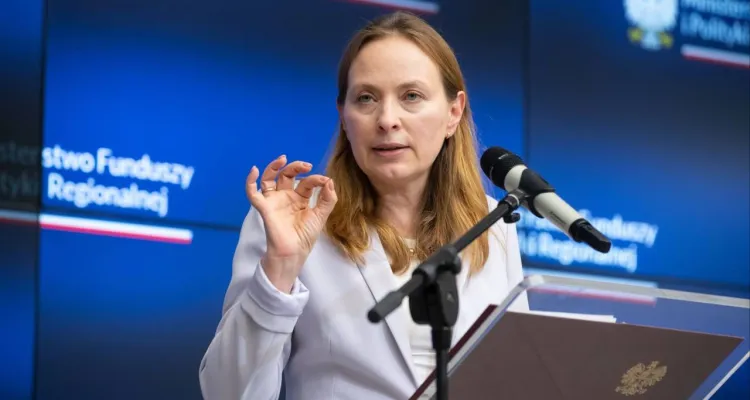 Ocalą Hennig-Kloskę i Sobierańską-Grendę kosztem... Pełczyńskiej-Nałęcz? "Wychodzi poza swoje kompetencje"