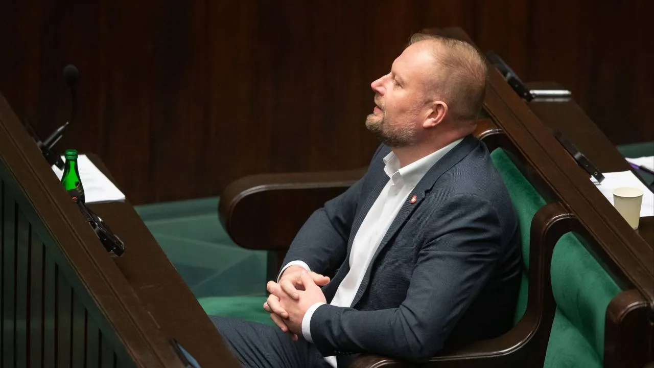 Zembaczyński w obronie Hennig-Kloski. "Nielojalna menda" - rzucił w programie na żywo