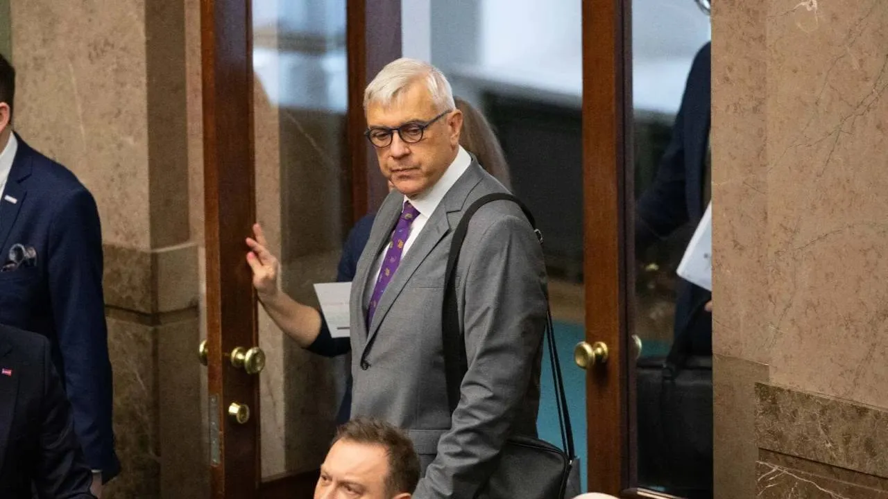 Mroczne powiązania Rosjanki od Giertycha. Dyrektor Sbierbanku, objęty sankcjami bankier i jubilerzy z Kostromy