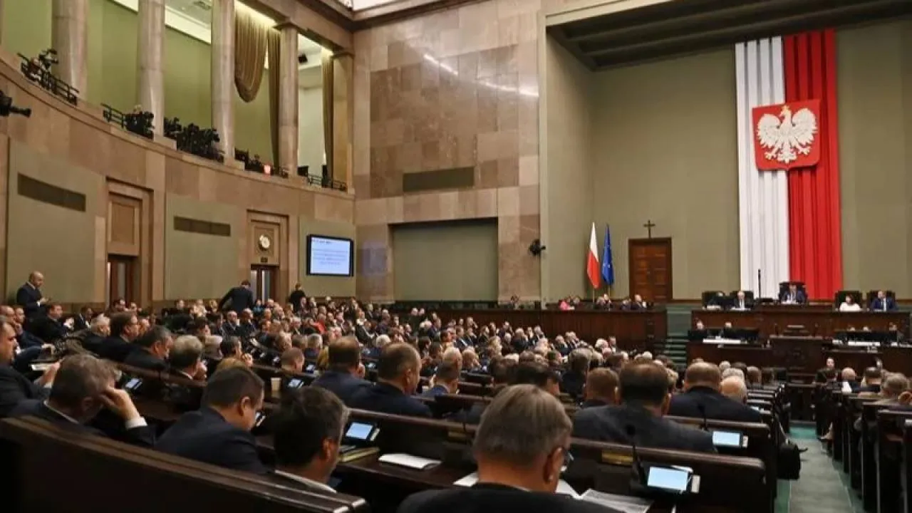 Prokuratura europejska ściga posła KO. PiS chce jego odwołania z Rady Mediów Narodowych