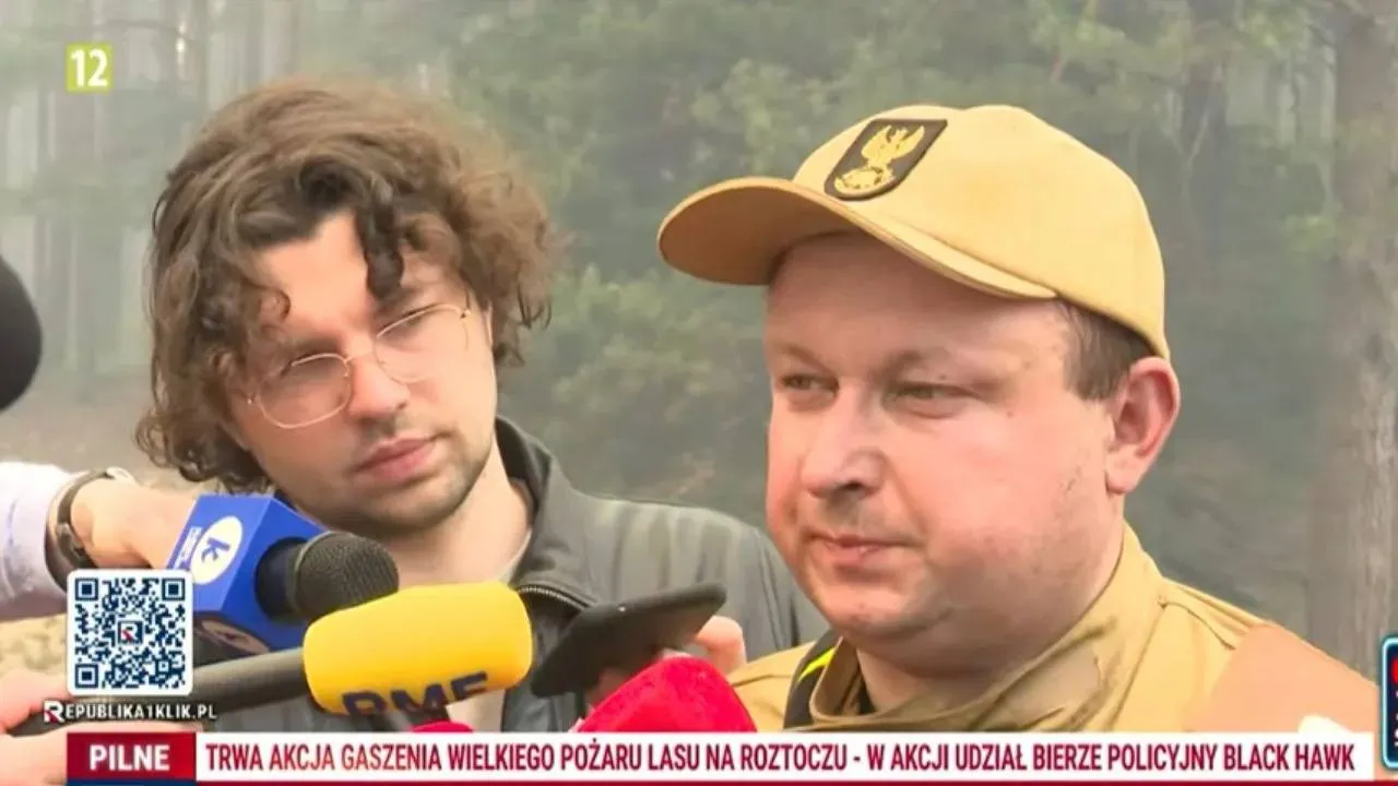 Pożar na Roztoczu może się rozprzestrzenić. Silny wiatr utrudnia pracę strażakom
