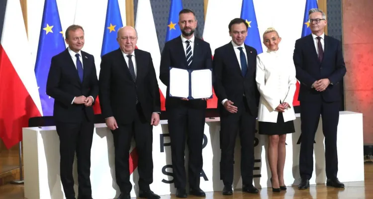 Podpisali SAFE. Co to oznacza dla Polaków? "Nie chodzi o obronność, cel jest inny"