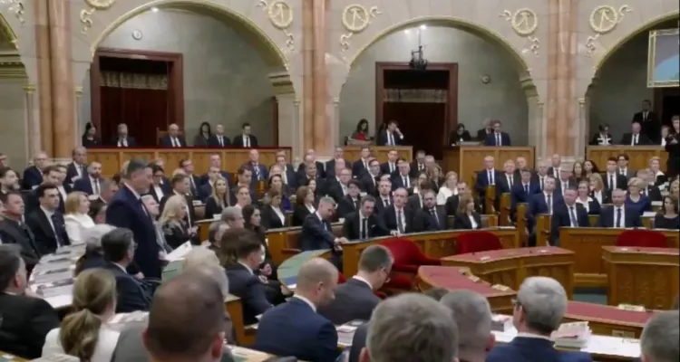 Węgry zmieniają władzę! Deputowani przysięgli wierność konstytucji