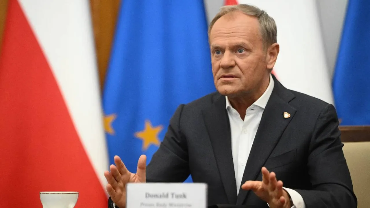 „Polacy mają prawo wiedzieć”. Prawnicy dla Polski wystąpili do Tuska o ujawnienie pełnej treści umowy na SAFE