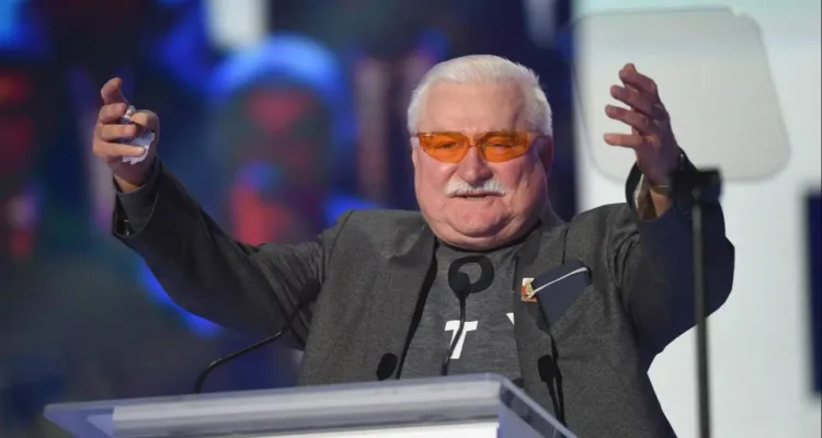 Bezinteresowny jak Wałęsa. Tablica albo kasa - z odsetkami! "Żądam kategorycznie"