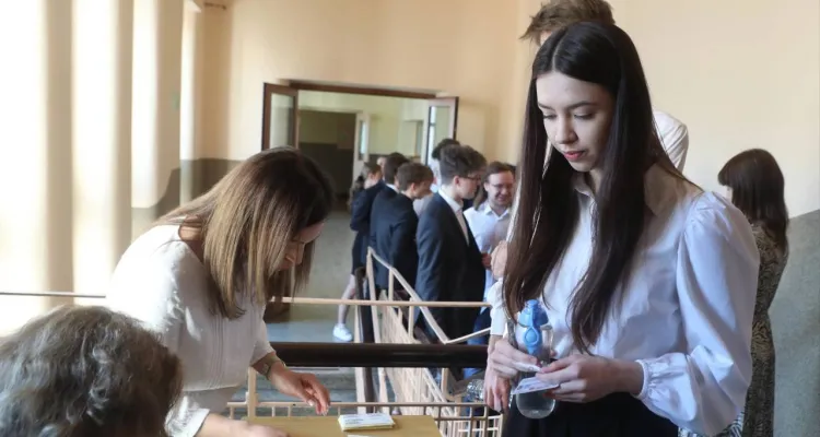 Ósmoklasiści rozpoczęli maraton egzaminów