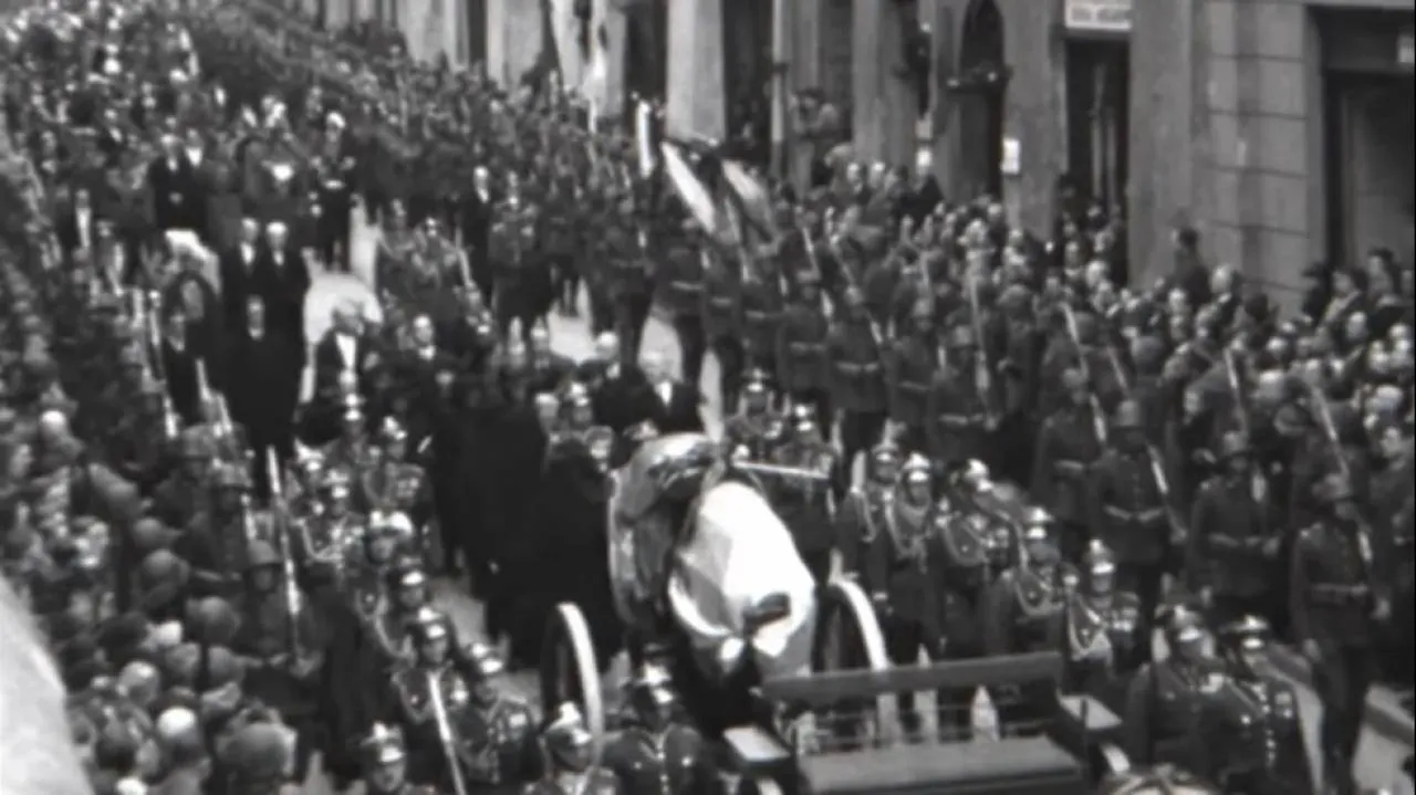 Pogrzeb Piłsudskiego. Nieznane dotąd nagranie opublikowane po 91 latach. WIDEO