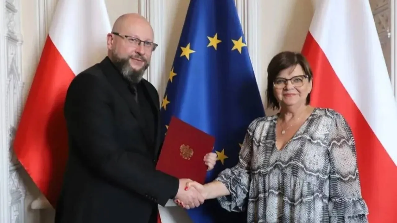 Kolesiostwo i niejasne interesy? Cieszyński: Protegowany Leszczyny sam sobie zlecał doradztwo