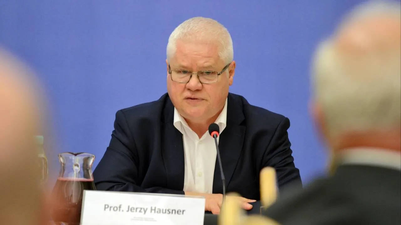 Kard. Ryś powołał komisję ds. zarządzania majątkiem parafii mariackiej. Na jej czele stanie były członek PZPR